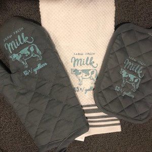 Country Market Fresh Kitchen Cow 3 Piece Set NEW